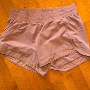 Athleta Women's Athletic Shorts in Mauve